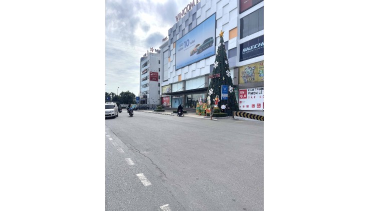 Hiếm Bán Nhà Mới 2 Tầng Hẻm Xe Hơi 90m2_6.4x13 Chỉ 5.5 tỷ Lê Văn Việt Gần Chợ Hiệp Phú Quận 9 Giá Đầu Tư